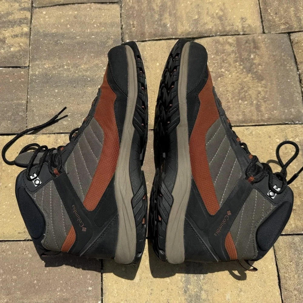 COLOMBIA Hiking Terrebonne II Sport Mid Omni-Tech  US Men's Size 9